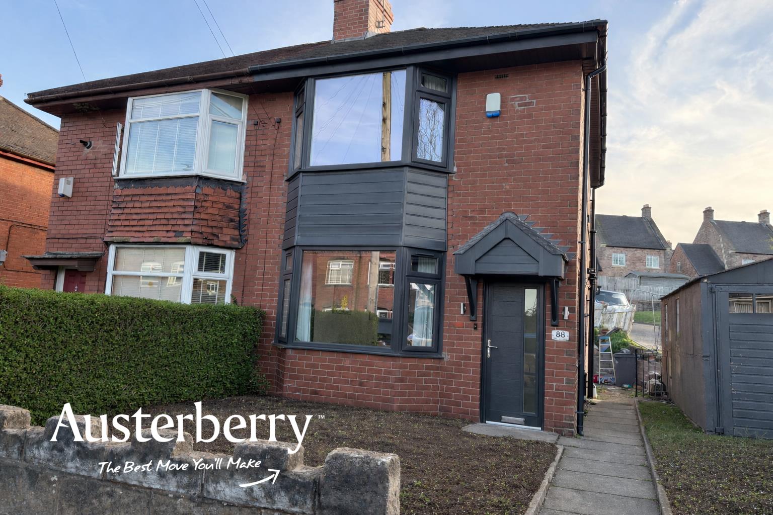 2 bed property in New Inn Lane, Stoke-On-Trent